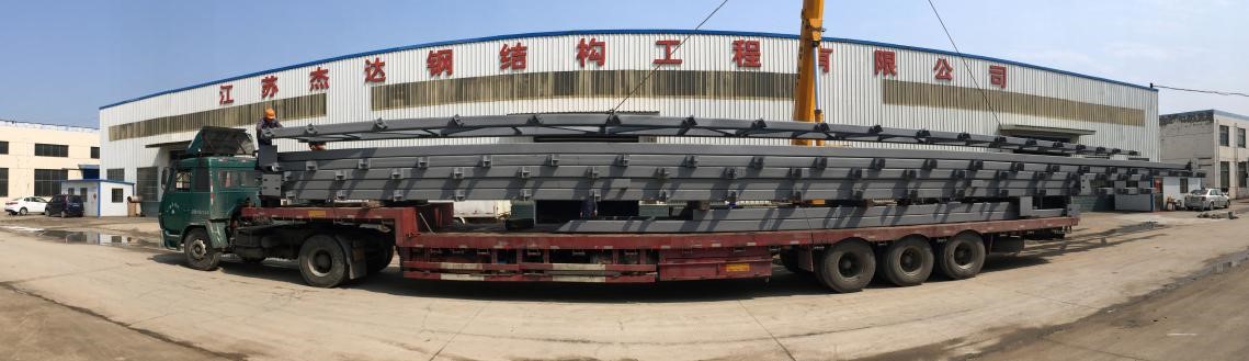 關(guān)于我們鋼結(jié)構(gòu)加工基地現(xiàn)場